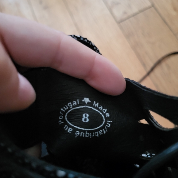 John fluevog size 8 spotted leather heels - Picture 4 of 5